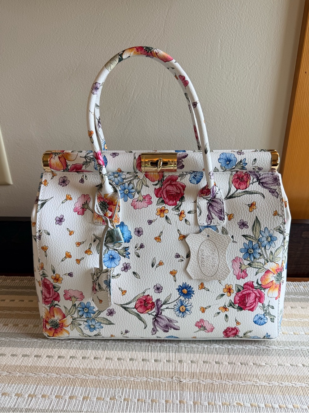 🔥NWT‼️BEAUTIFUL White Floral TopHandle Leather Satchel w/Optional Shoulder Strap